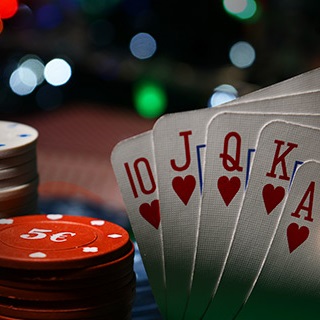 पोकर कैसे खेलें